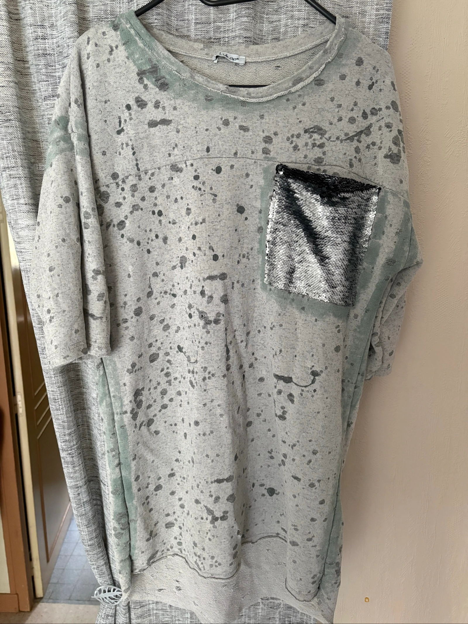 Robe pull femme S/M grise poche à sequins Lukap